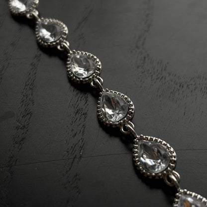 Classic Raindrop Bracelet